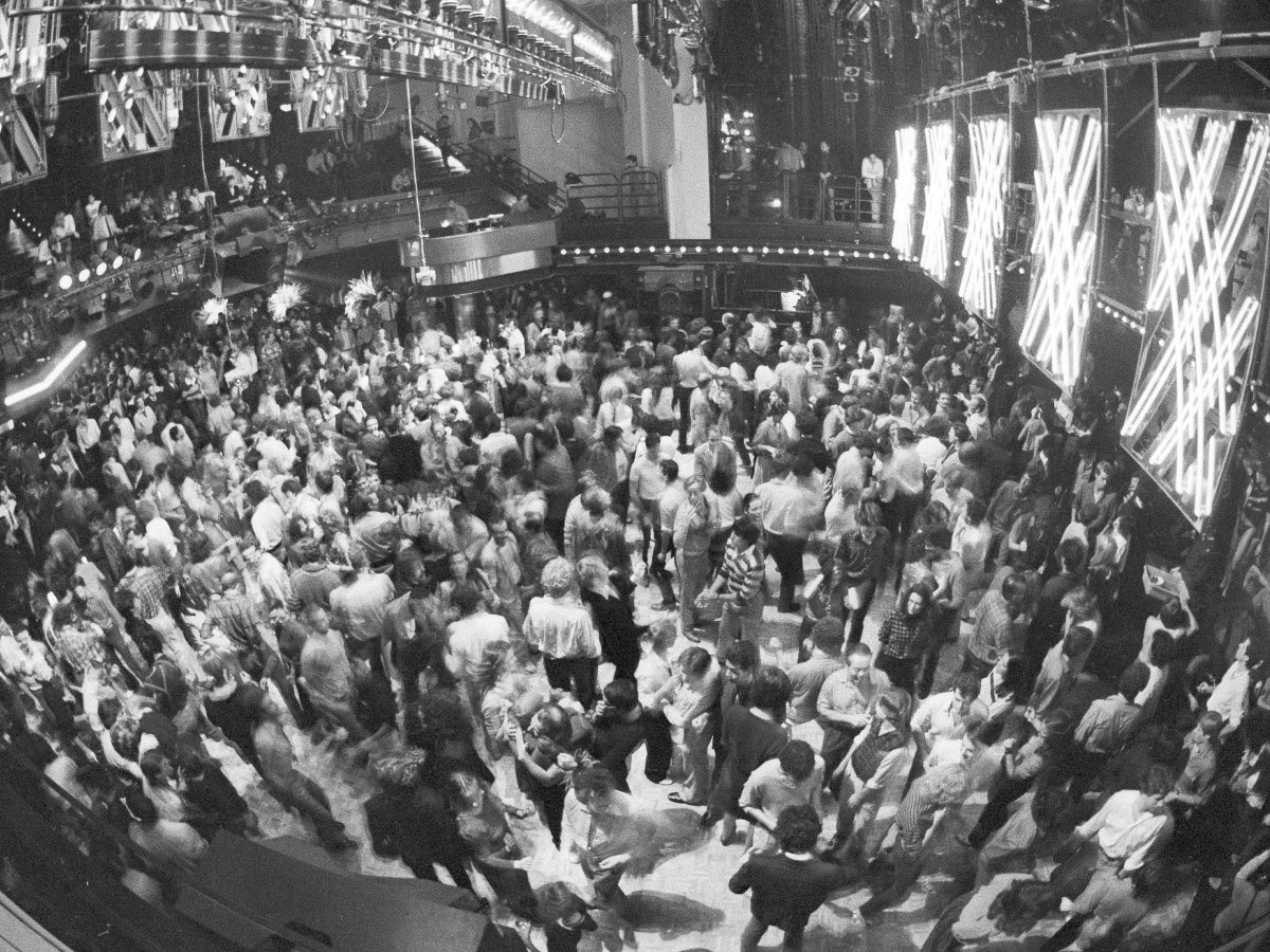 Vintage Studio 54 Photos That Crossed The Line | History Daily