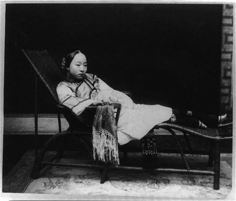 Chinese Women With Bound Feet 17