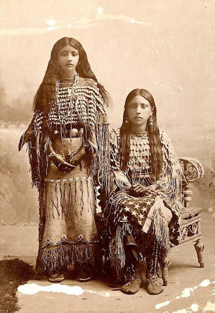 native-american-girls-portraits-21