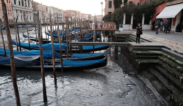 low-tide-at-venice-10