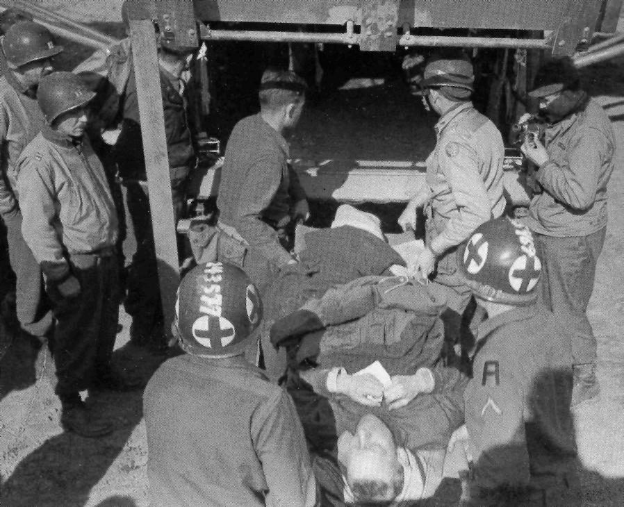 evacuation-of-the-wounded-4