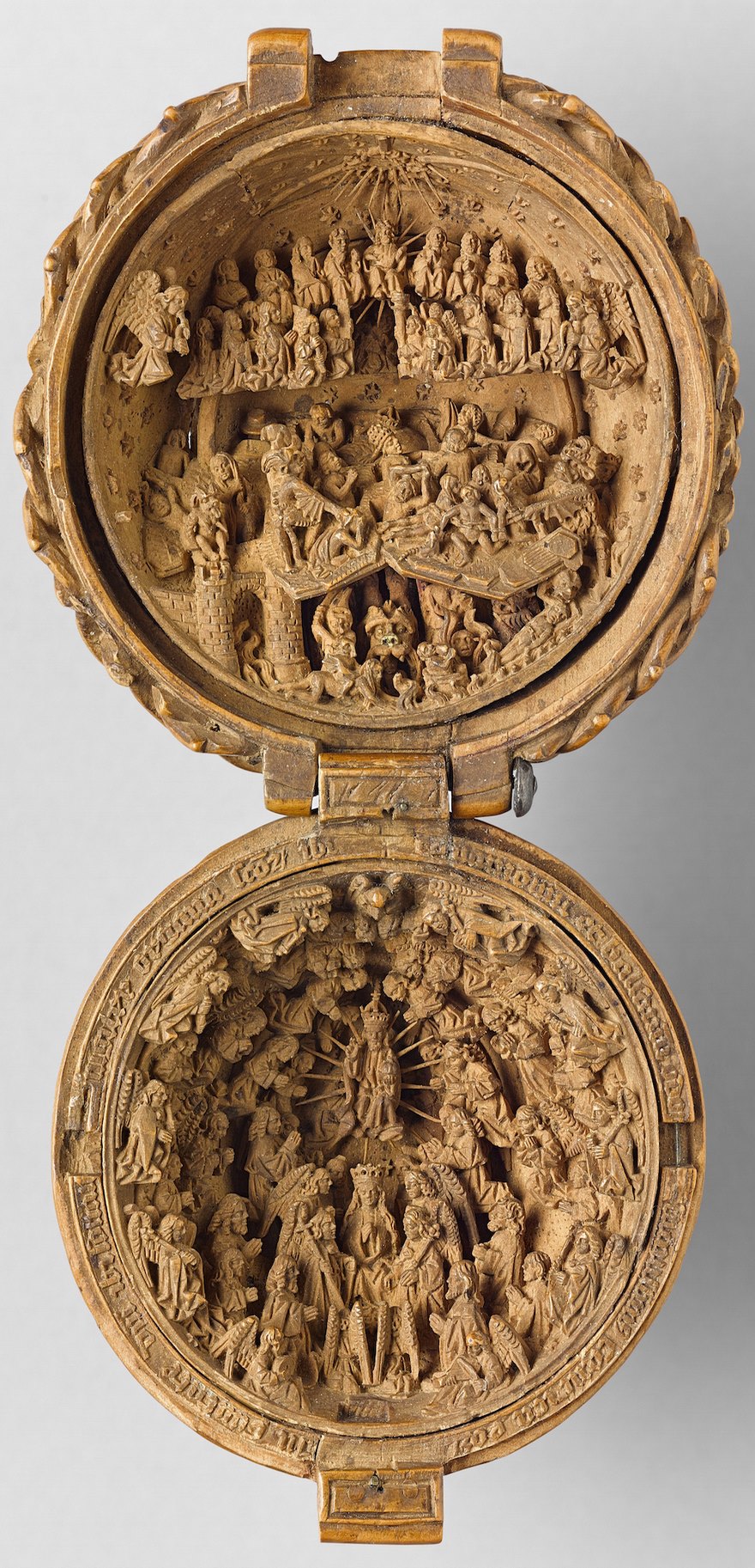 16th-century-boxwood-carvings-6
