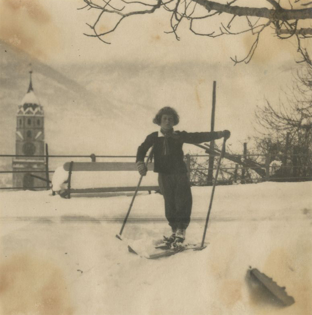 female-skier-8