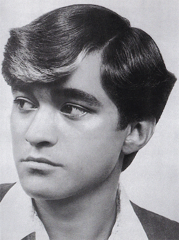 Romantic Men's Hairstyle from the 1960s - 1970s | History Daily