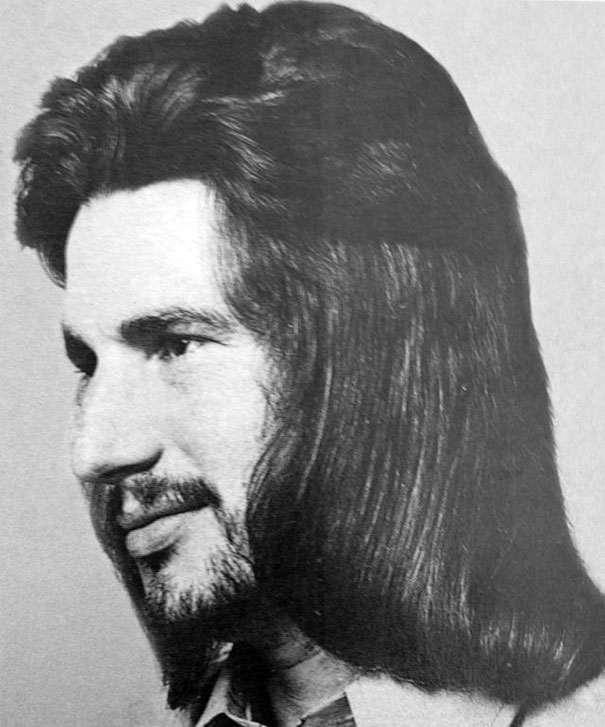 70s-men-hairstyle-23