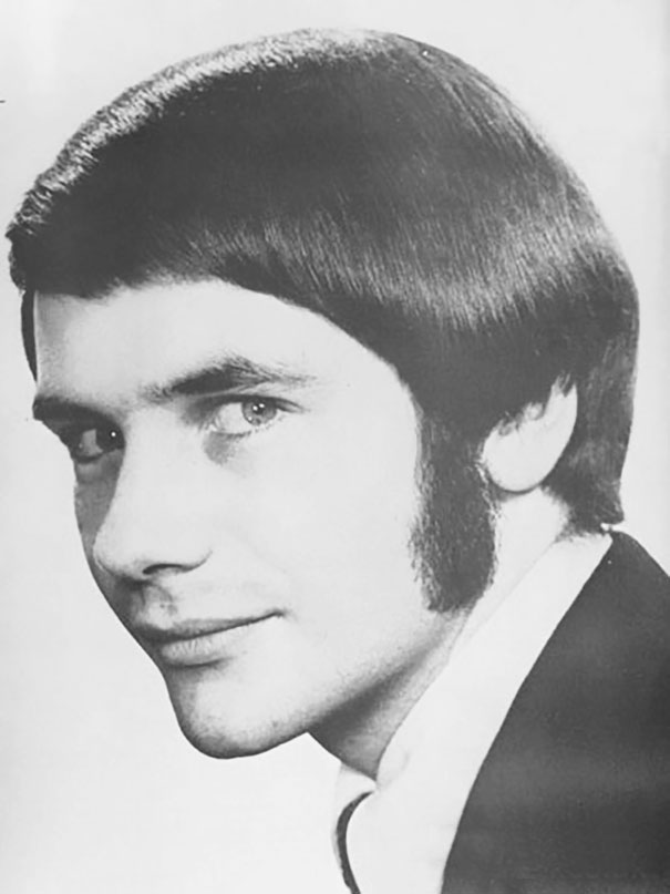 Romantic Men's Hairstyle from the 1960s - 1970s | History Daily