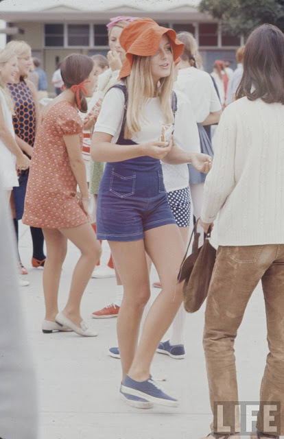 high-school-fashions-in-1969-2