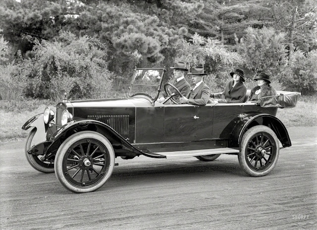 women-cars-1920s-13
