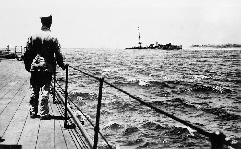 war-at-sea-26