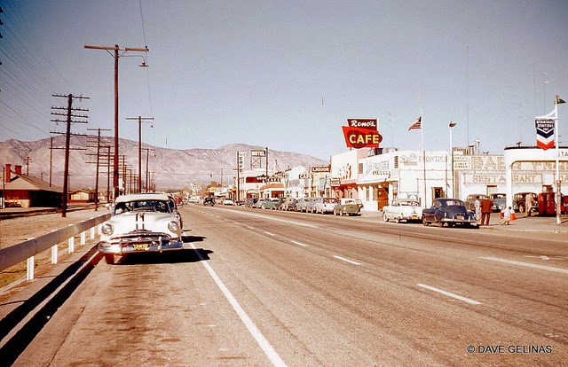 Streets of USA in the 1950s (3)