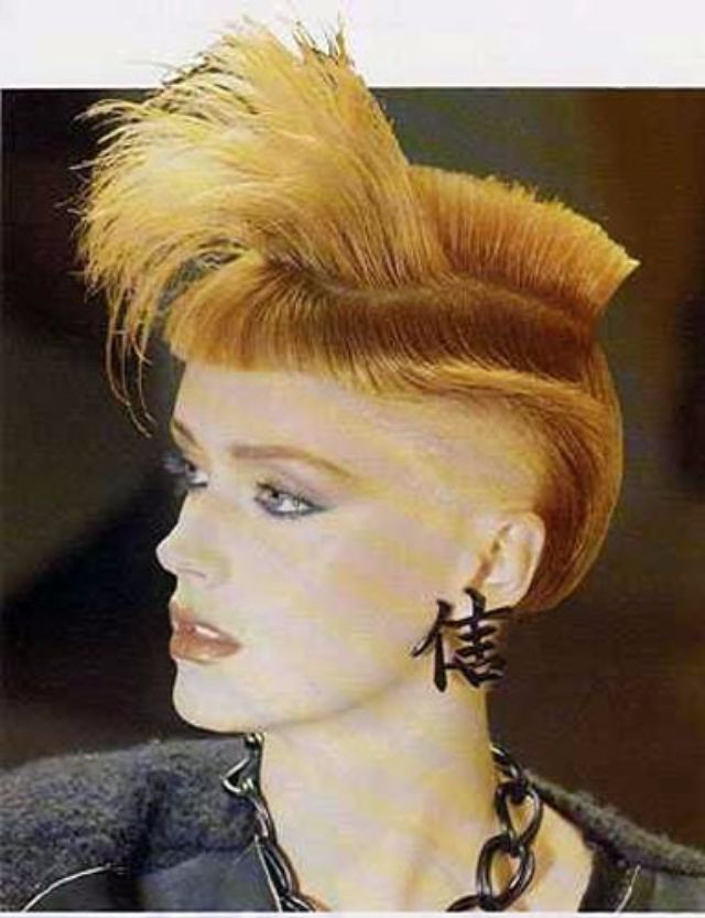 Women Rock Hairstyle in the 1980s (25)