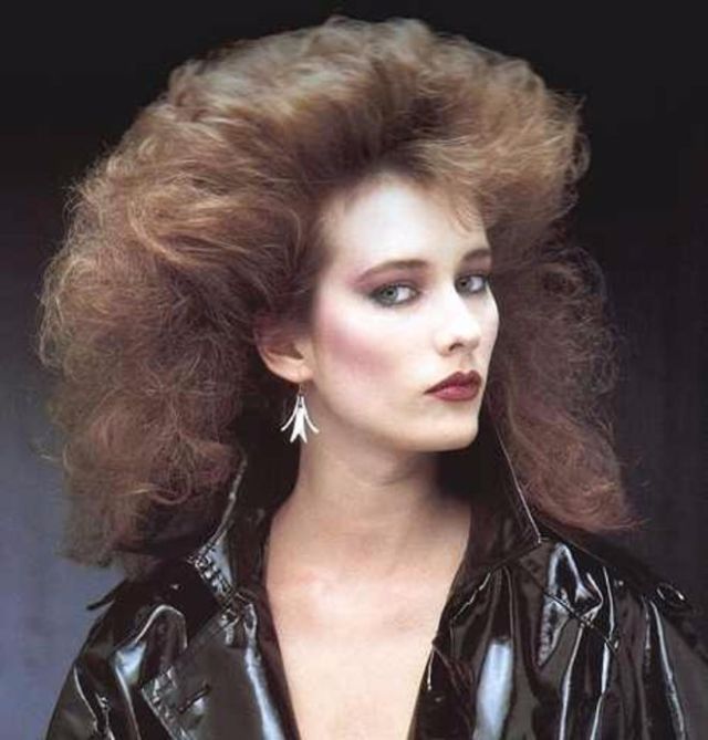 Women Rock Hairstyle in the 1980s (14)