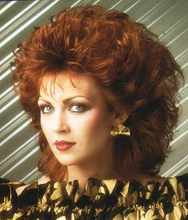 Women Rock Hairstyle in the 1980s (5)