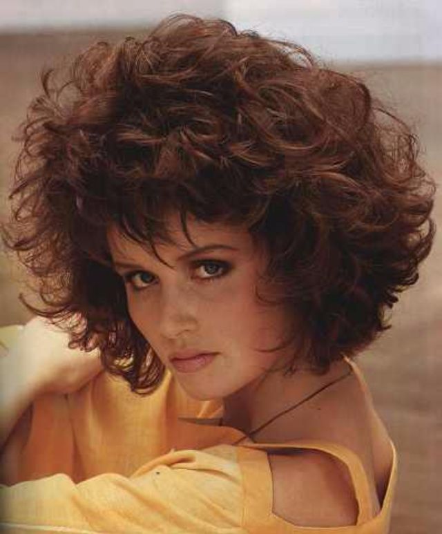Women Rock Hairstyle in the 1980s (20)