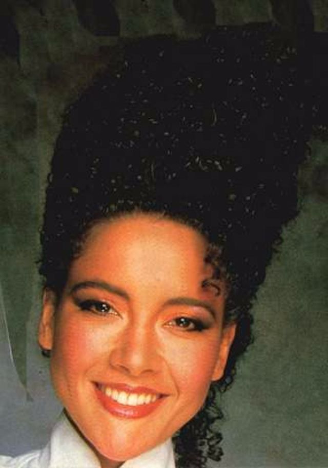 Women Rock Hairstyle in the 1980s (4)