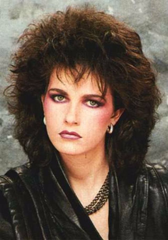 Women Rock Hairstyle in the 1980s (6)