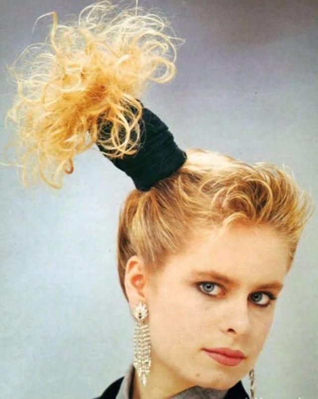 Women Rock Hairstyle in the 1980s (33)