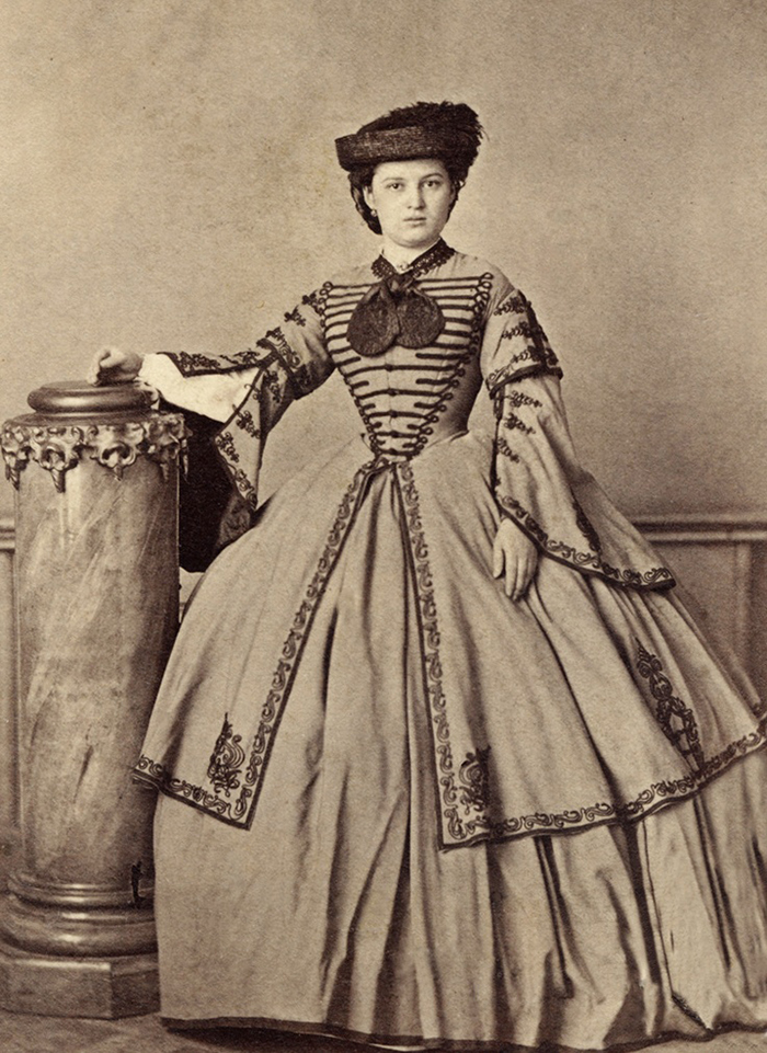 Victorian-Women-Fashion-20
