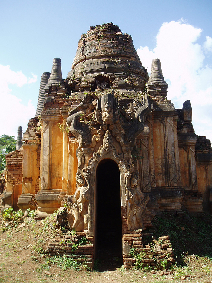 Myanmar-Village-Temples-12