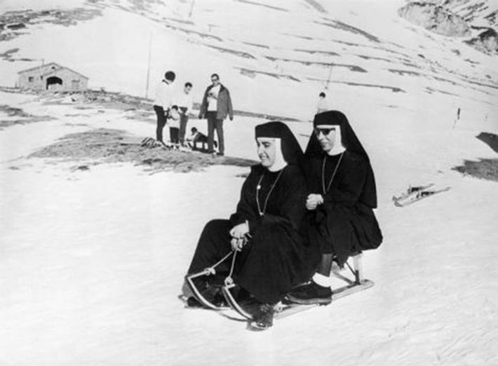 vintage nuns 18
