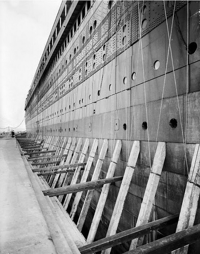 Titanic-Construction-26